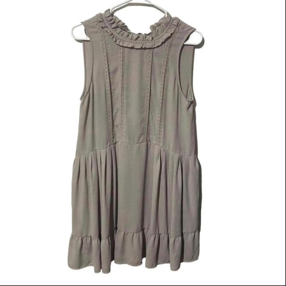 Aritzia Sunday Best Grey Smocked Sleeveless Raleigh Dress - Picture 3 of 7